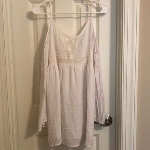 💥 SOLD 💥 TOBI white boho top